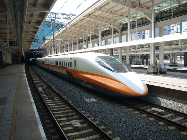 台湾高鉄７００Ｔ型