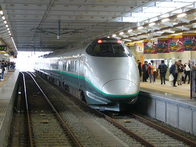 山形新幹線・４００系つばさ
