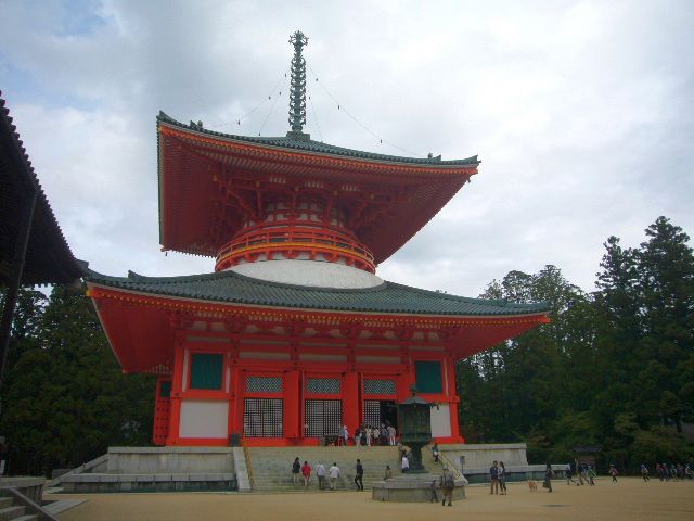 高野山、壇上伽藍・根本大塔