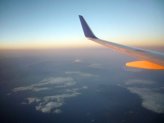 冬の夕暮れの富士山